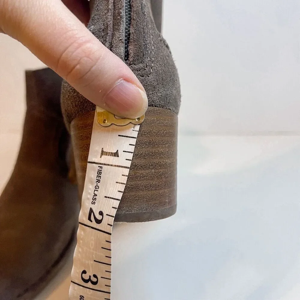 UGG Bandara‎ Taupe Ankle Boots Size 7